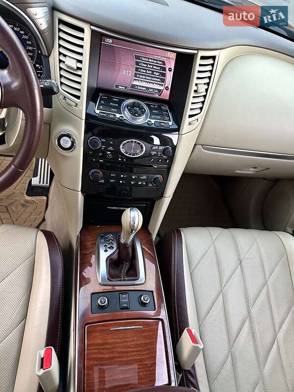 Позашляховик / Кросовер Infiniti FX 37 2013 в Ізмаїлі