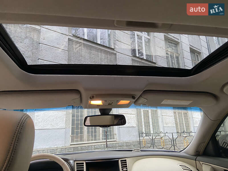 Позашляховик / Кросовер Infiniti FX 37 2010 в Одесі