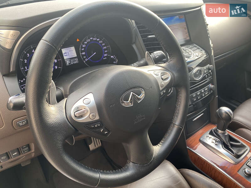 Внедорожник / Кроссовер Infiniti FX 37 2012 в Киеве