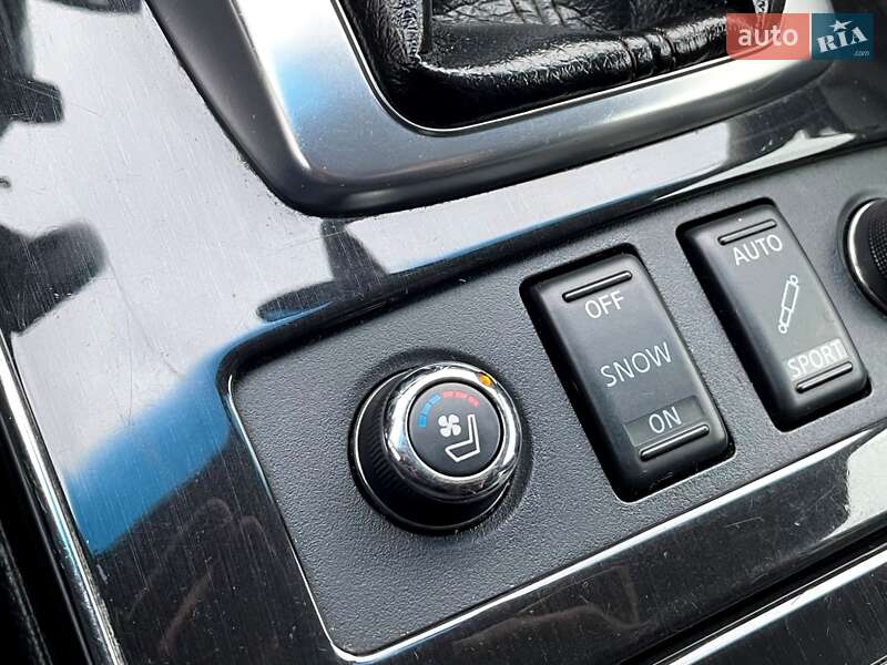 Внедорожник / Кроссовер Infiniti FX 37 2012 в Киеве