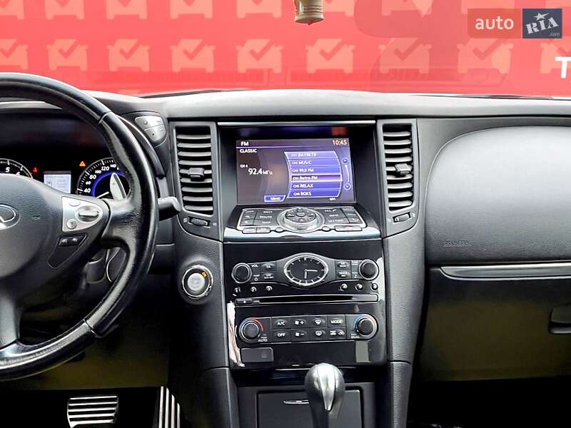 Внедорожник / Кроссовер Infiniti FX 37 2012 в Киеве