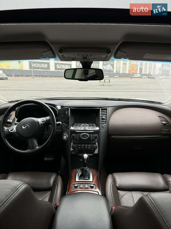 Внедорожник / Кроссовер Infiniti FX 37 2010 в Киеве фото 17 Внедорожник / Кроссовер Infiniti FX 37 2010 в Киеве