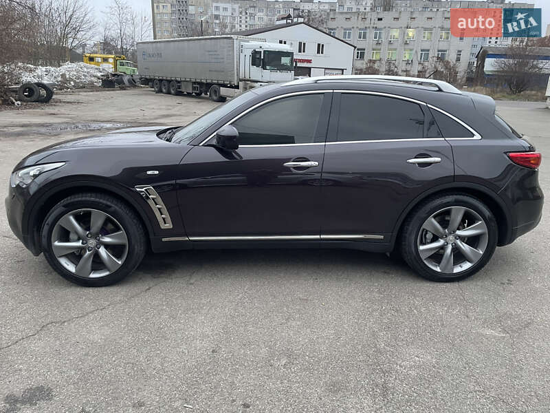 Позашляховик / Кросовер Infiniti FX 37 2011 в Чернігові