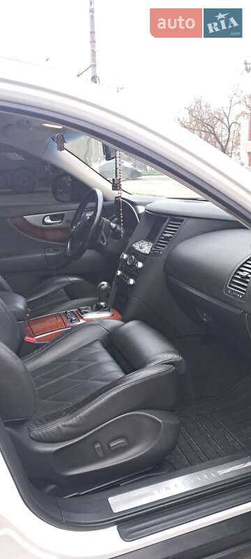 Позашляховик / Кросовер Infiniti FX 37 2011 в Миколаєві