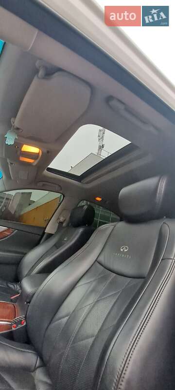 Позашляховик / Кросовер Infiniti FX 37 2011 в Миколаєві