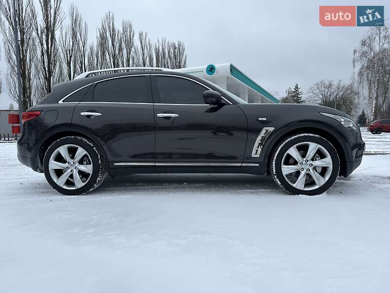 Позашляховик / Кросовер Infiniti FX 37 2011 в Києві