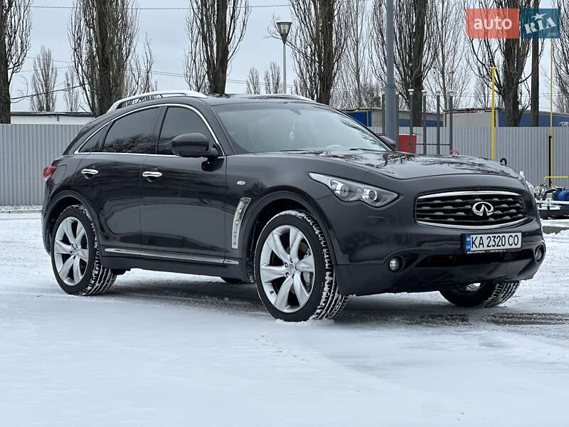 Позашляховик / Кросовер Infiniti FX 37 2011 в Києві