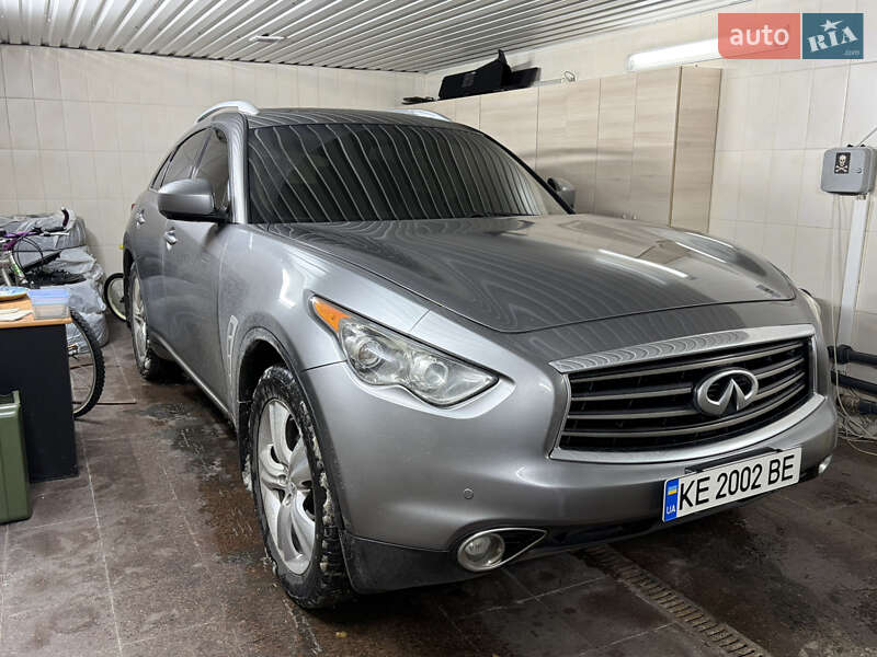 Внедорожник / Кроссовер Infiniti FX 37 2012 в Днепре
