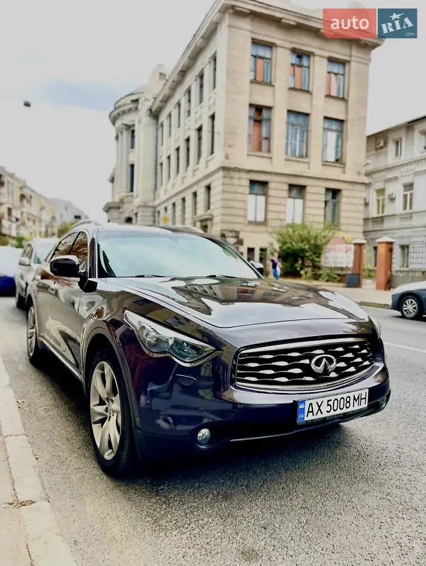 Infiniti FX 37 2011