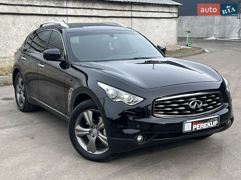 Infiniti FX 37 2011