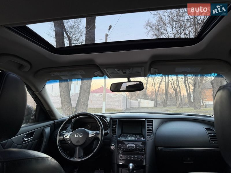 Внедорожник / Кроссовер Infiniti FX 37 2013 в Каменском
