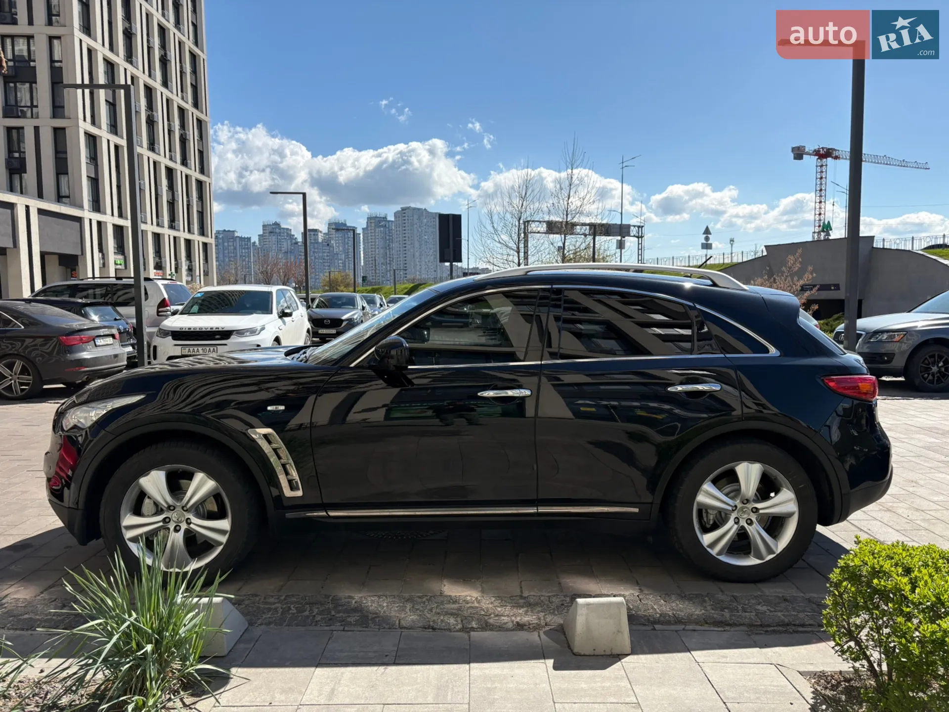 2011 Infiniti FX - мініатюра 18