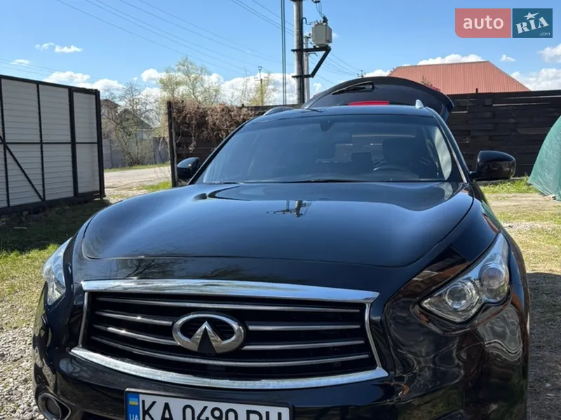 Infiniti FX 37 2011