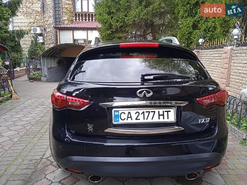 Infiniti FX 37