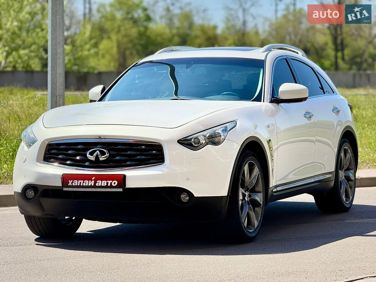 2011 Infiniti FX - мініатюра 18