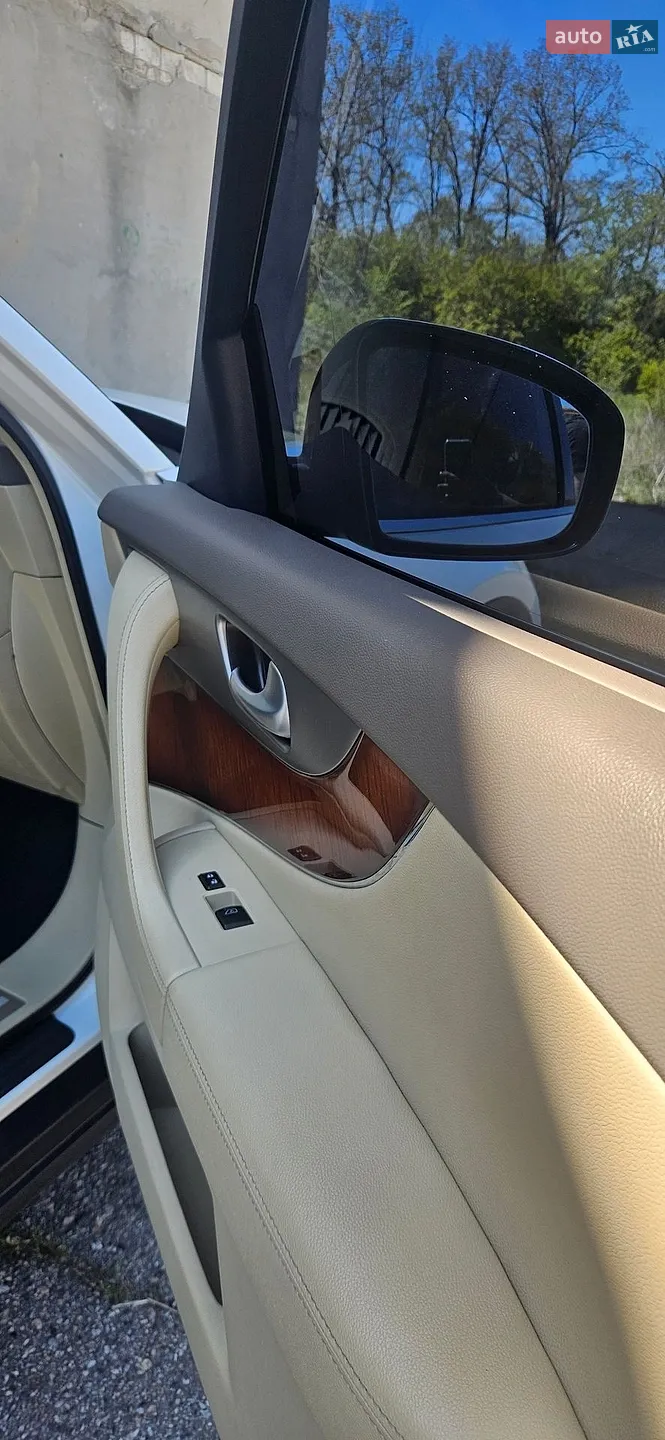 2011 Infiniti FX - мініатюра 7