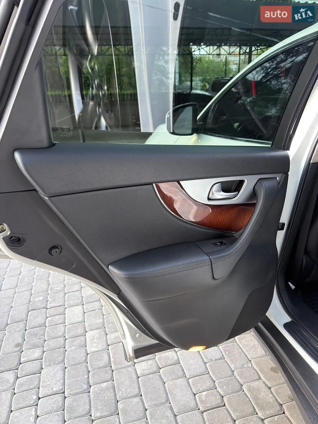 2012 Infiniti FX - мініатюра 16