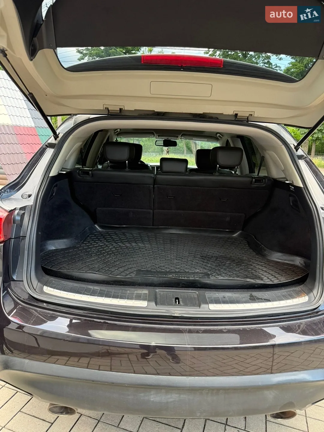 2010 Infiniti FX - мініатюра 7