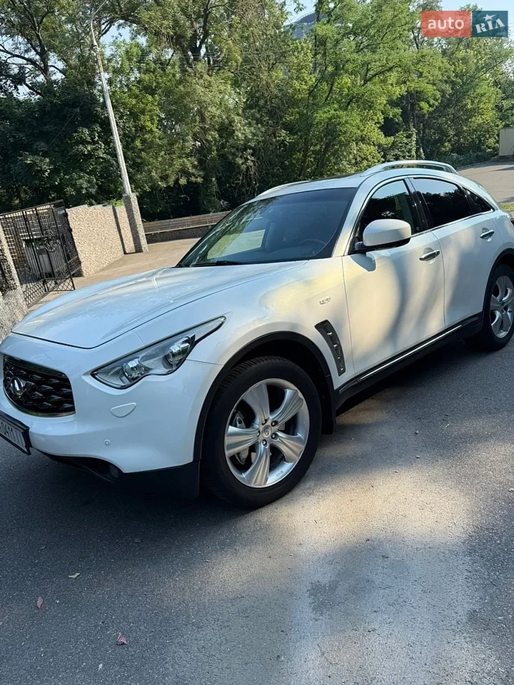 2011 Infiniti FX - мініатюра 12