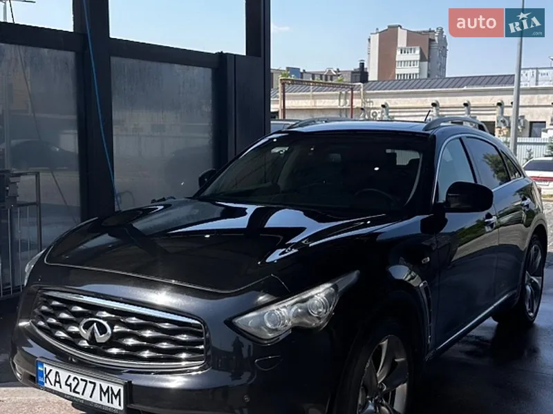 Infiniti FX 37 2011