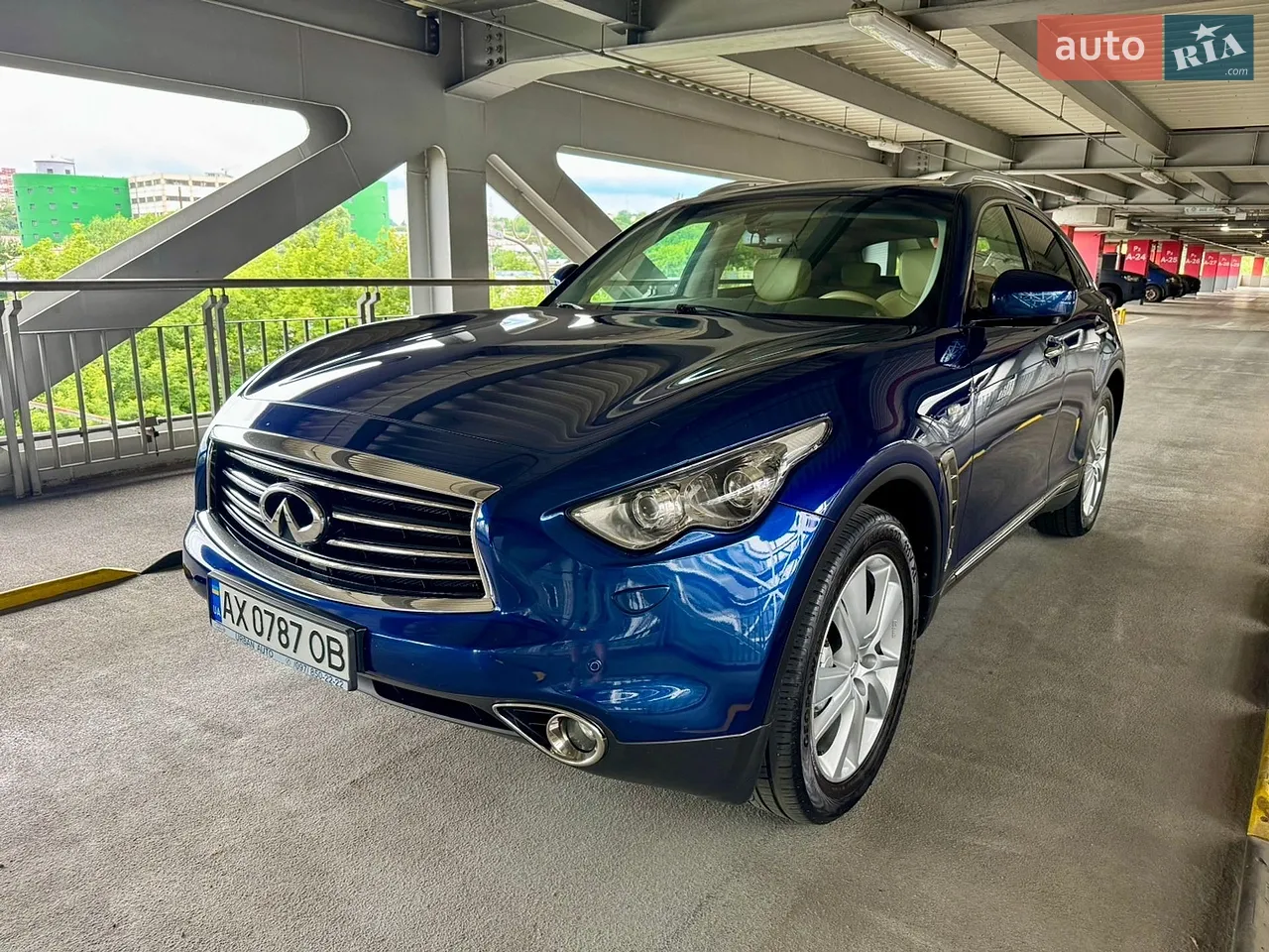 2011 Infiniti FX - мініатюра 10