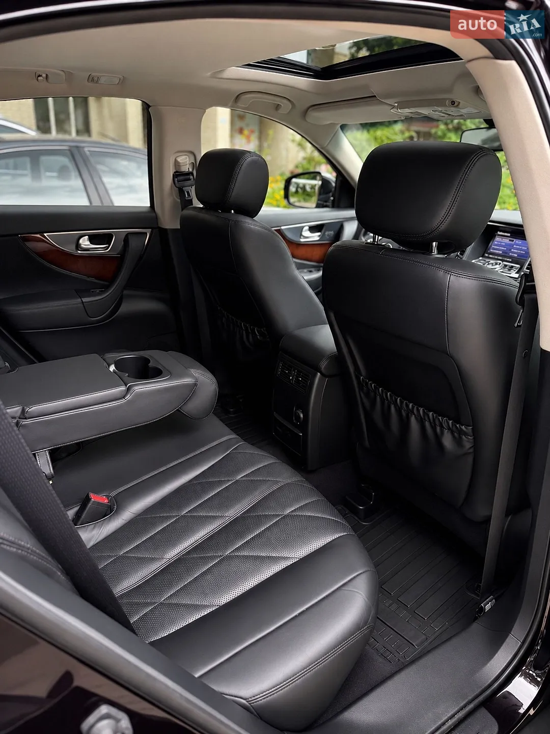 2010 Infiniti FX - мініатюра 6