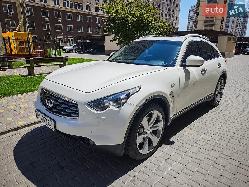 Infiniti FX 37 2011