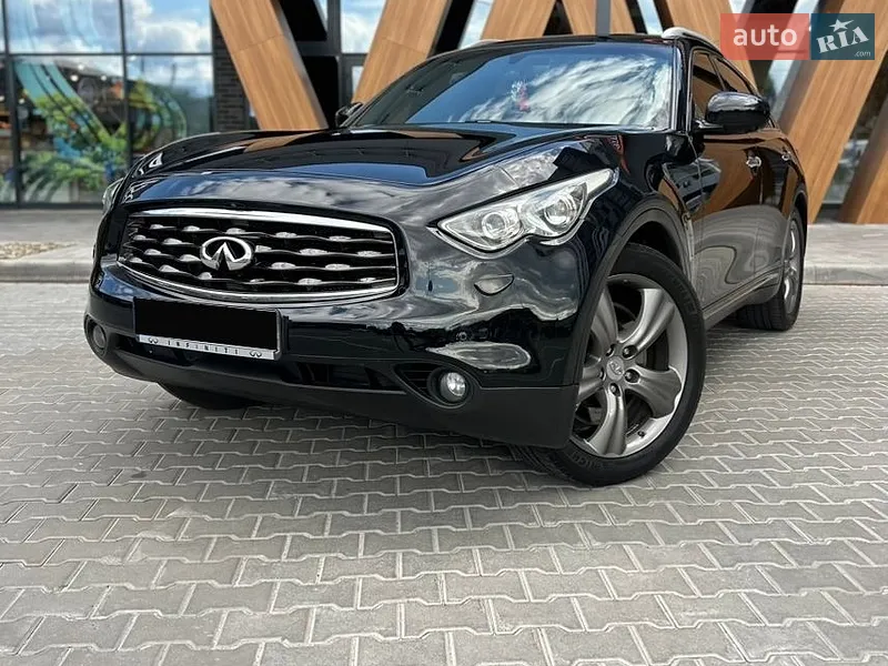 Infiniti FX 37 2011