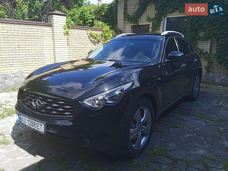 Infiniti FX 37 2011