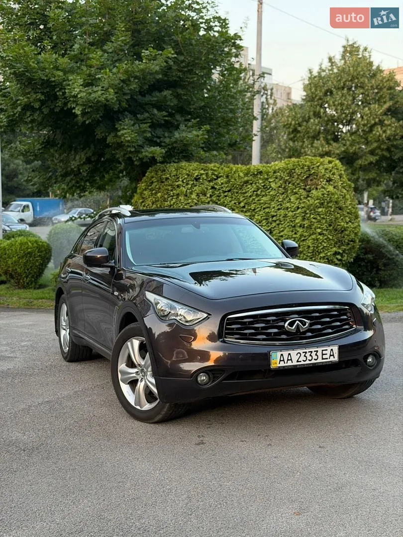 2010 Infiniti FX - фото 1