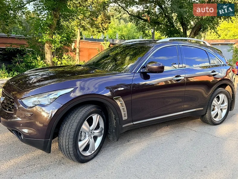 Infiniti FX 37 2010