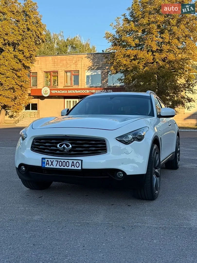 2011 Infiniti FX - фото 1