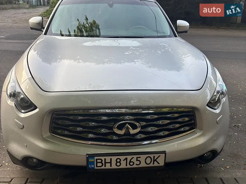 Infiniti FX 37 2010