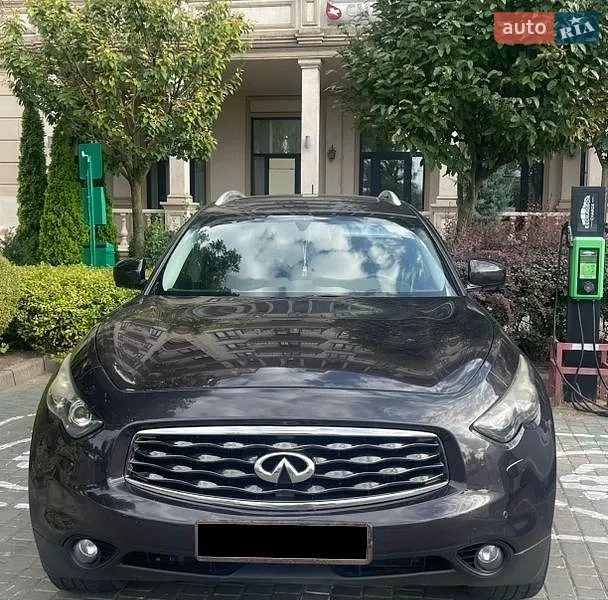 Infiniti FX 37 2010