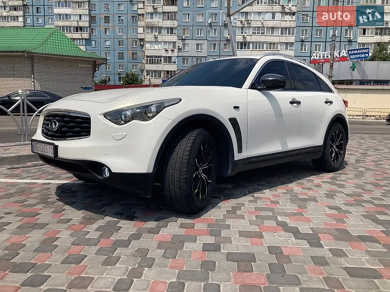 Infiniti FX 37 2010