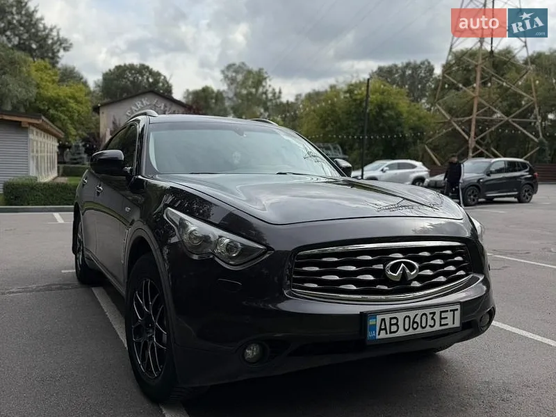 Infiniti FX 37 2011