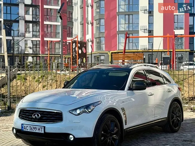 Infiniti FX 37 2010