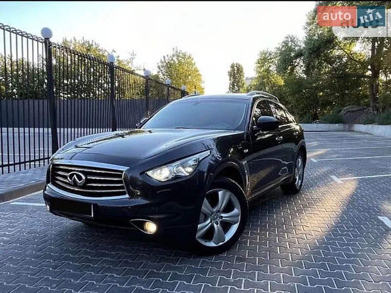 Infiniti FX 37
