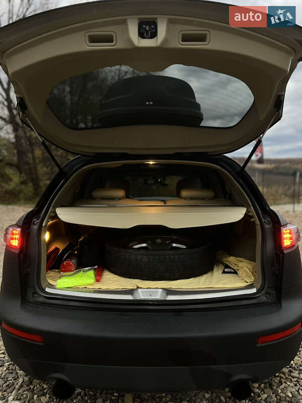 Внедорожник / Кроссовер Infiniti FX 45 2008 в Черновцах фото 39 Внедорожник / Кроссовер Infiniti FX 45 2008 в Черновцах