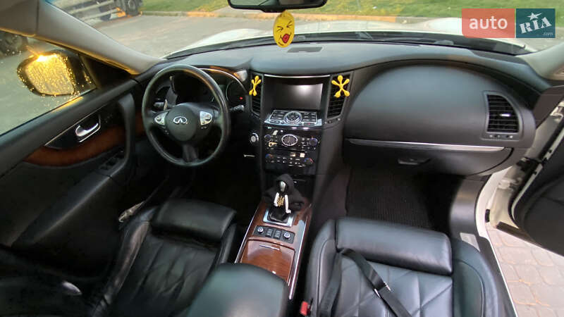 Внедорожник / Кроссовер Infiniti FX 50 2010 в Новомосковске