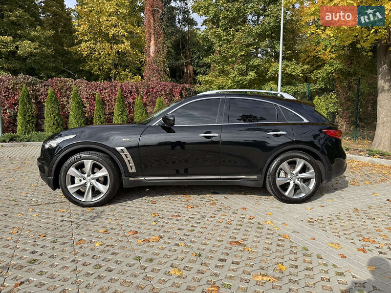 Внедорожник / Кроссовер Infiniti FX 50 2010 в Харькове