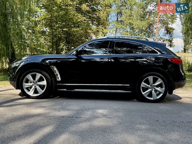 Позашляховик / Кросовер Infiniti FX 50 2008 в Краснограді