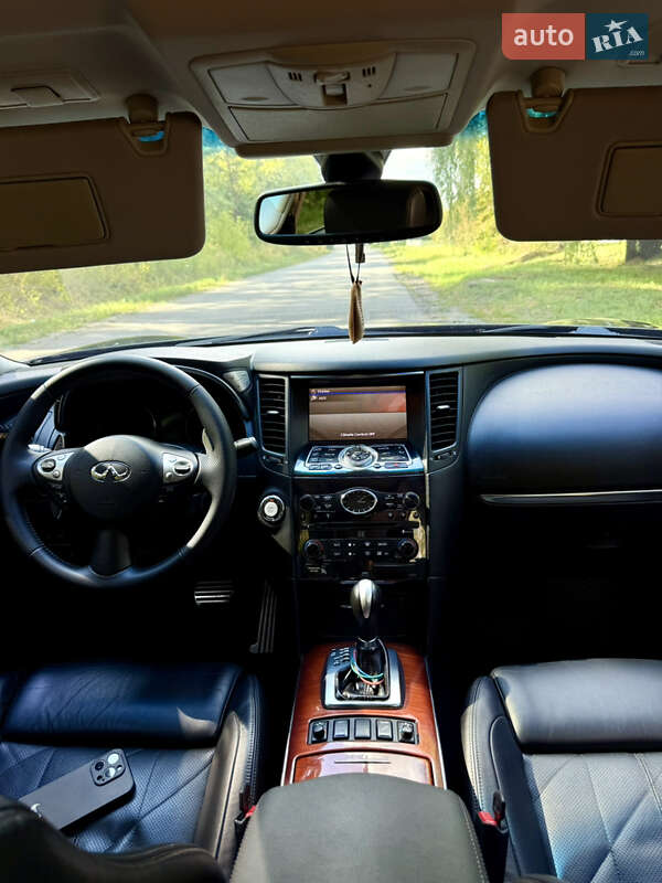 Позашляховик / Кросовер Infiniti FX 50 2008 в Краснограді