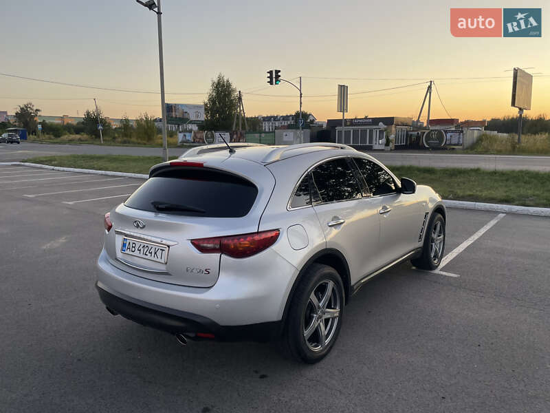 Позашляховик / Кросовер Infiniti FX 50 2008 в Луцьку