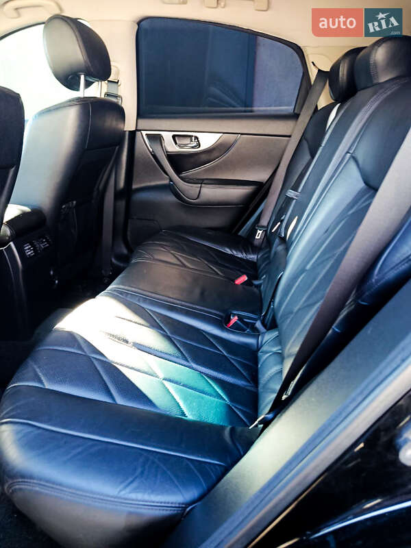 Внедорожник / Кроссовер Infiniti FX 50 2008 в Измаиле фото 20 Внедорожник / Кроссовер Infiniti FX 50 2008 в Измаиле