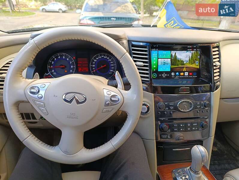 Позашляховик / Кросовер Infiniti FX 50 2009 в Києві