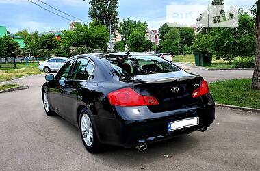 Седан Infiniti G25 2010 в Києві