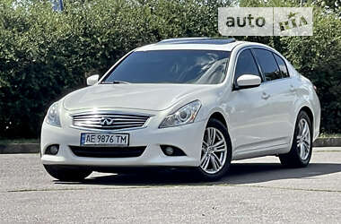 Седан Infiniti G25 2010 в Кривом Роге