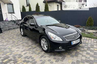 Седан Infiniti G25 2010 в Киеве