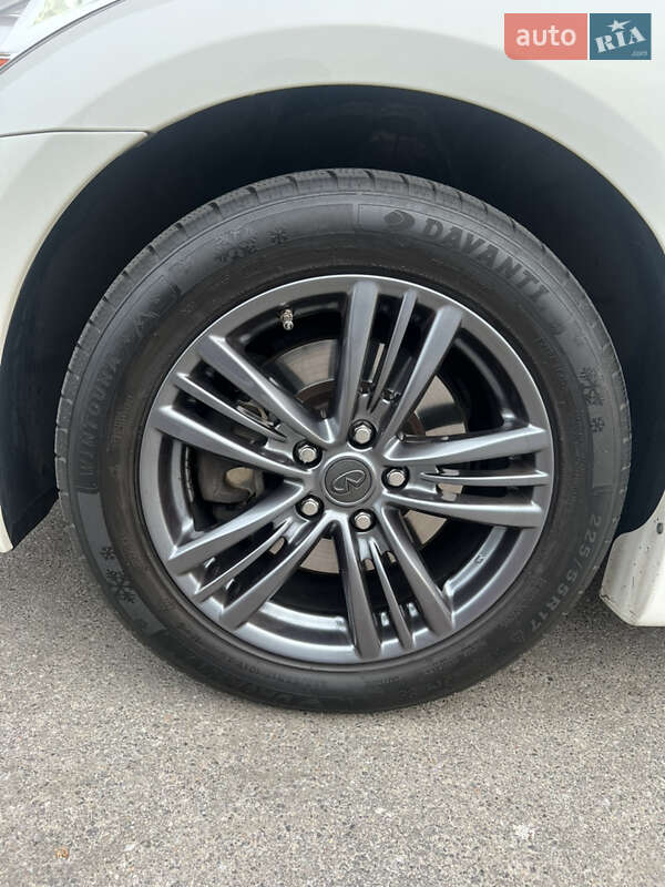 Седан Infiniti G25 2012 в Києві
